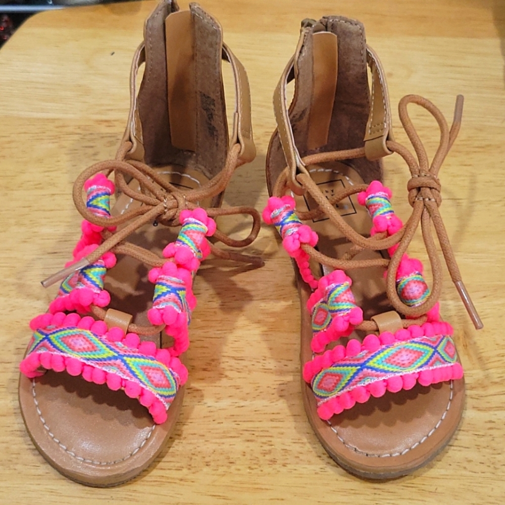 Gap Tie-up Sandals Size 8